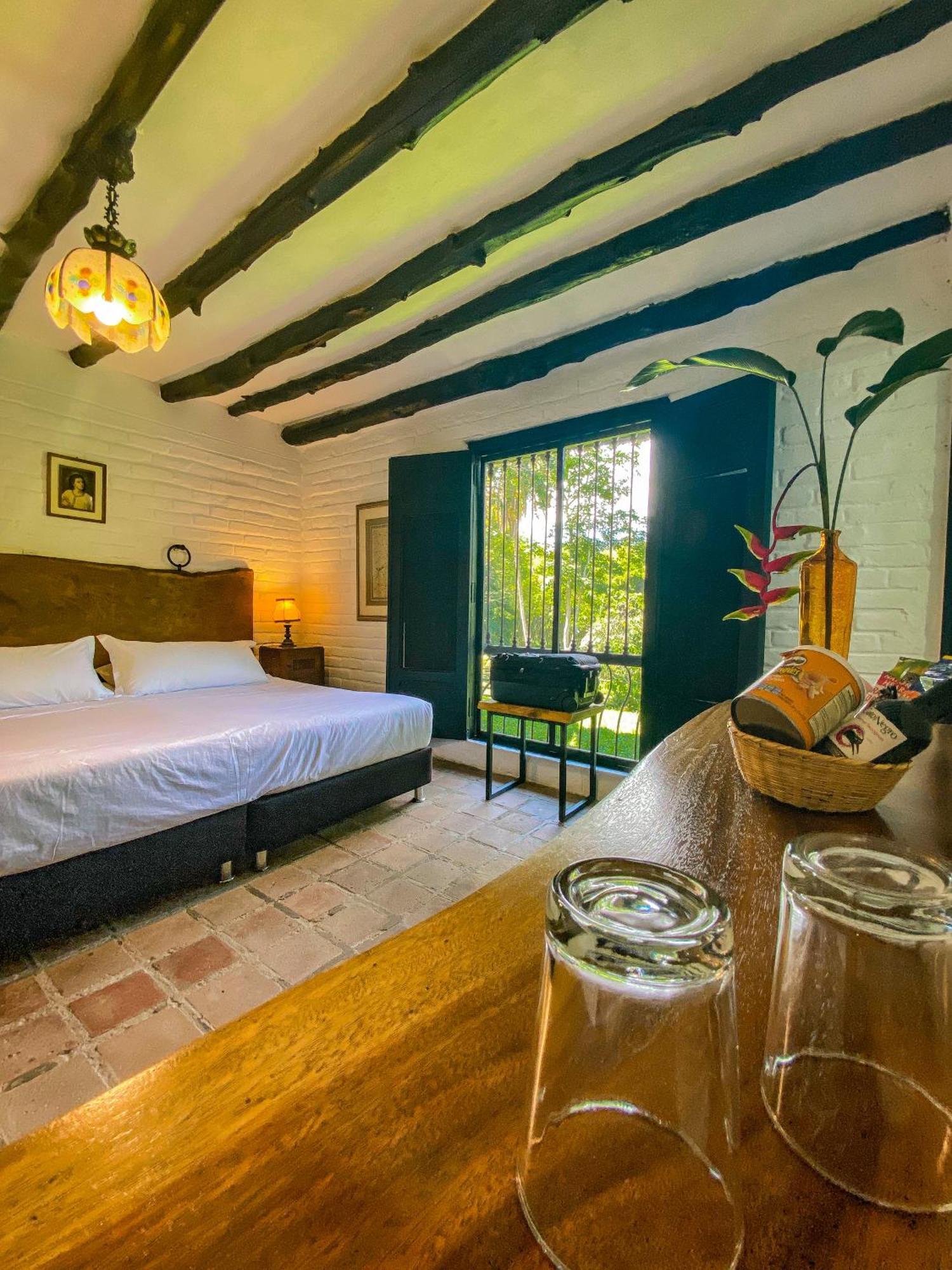 Eco Hotel Hacienda El Diamante Buga Exterior photo